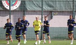 Fenerbahçe - Beşiktaş derbisinde ilk 11'ler netleşiyor: Fenerbahçe 4'lü savunma ile çıkacak!