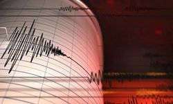İran'da 5.8 büyüklüğünde deprem! Şiddetli sarsıntı Van ve Hakkari'de de hissedildi