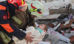 Depremden 29 saat sonra enkazdan sağ çıkarıldı, tüm Türkiye’ye umut oldu