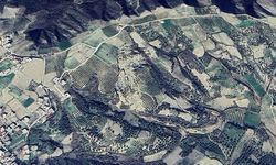 Depremde oluşan devasa yarık uzaydan görüntülendi: Hatay'da depremin boyutunu gözler önüne seren tablo...