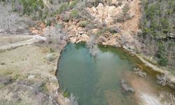 Depremle yarılan Amanos dağında doğal göletler oluştu