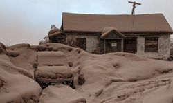 Shiveluch Yanardağı patladı: 60 yılın en büyük kül istilası