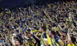 Fenerbahçe'nin yeni sezonda giyeceği iddia edilen forma ortalığı fena karıştırdı: Şaka mı bu?