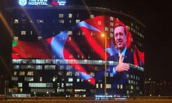 Cumhurbaşkanı Erdoğan'ın zaferini böyle kutladılar... Katar'da muhteşem görüntü