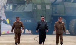 Seul'u işaret etti! Kuzey Kore lideri Kim'den orduya talimat: Savaş planlarını kesinleştirin