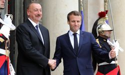 Macron ve Aliyev, Karabağ'daki durumu telefonda görüştü