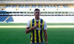 4 yıllık imza! Mert Müldür resmen Fenerbahçe'de