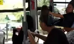 Otobüste çarşaflı kadına çirkin saldırı! Haddini diğer yolcular bildirdi