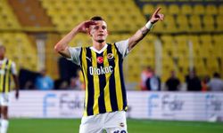 Fenerbahçe 4 golle kazandı, liderliğini sürdürdü