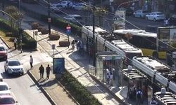 İstanbul'da tramvaya otobüs çarptı