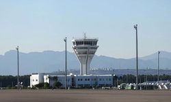 Antalya Havalimanı’nda uçuşlar durduruldu