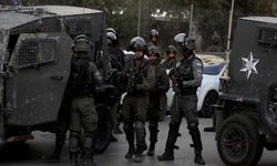 İsrail güçleri Batı Şeria'da 1050 Filistinliyi gözaltına aldı