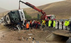 Sivas'taki otobüs kazasında hayatını kaybedenlerin sayısı 8’e çıktı