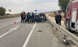 Afyonkarahisar’da iki otomobil çarpıştı: 1 ölü, 4 yaralı