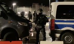 Hamburg Havalimanı'nda panik: Türk baba 4 yaşındaki kızını rehin aldı