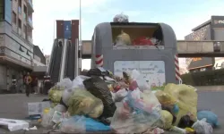 İzmir Çiğli çöplüğe döndü! Vatandaş isyan etti: Meydan belediyeciliği yapıyorlar
