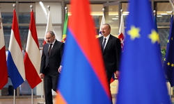 Azerbaycan'dan Ermenistan'a barış için 'şartlı yeşil ışık'