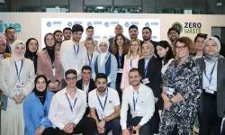 Emine Erdoğan, Dubai'de iklim elçisi gençlerle bir araya geldi