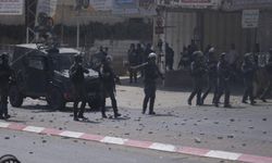 İsrail güçleri işgal altındaki Batı Şeria'da 40 Filistinliyi gözaltına aldı