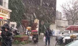 İstanbul’da kar sevinci! Vatandaşlar sokaklara koştu