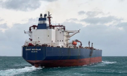 TÜPRAŞ'ın 140 bin ton petrolünü taşıyan tankere İran el koymuş!