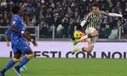 Juventus'un 'Yıldız'ı parlıyor: Bu kez uçarak attı