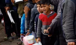 Gazze açlığa mahkum edildi... BM, gıda yardımını durdurdu