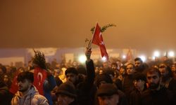 Türkiye deprem şehitlerini anıyor: Asrın felaketinden asrın dayanışmasına