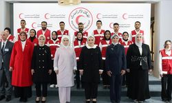 Emine Erdoğan'dan Gazzeli yetim çocuklara yardım eli