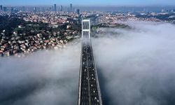 İstanbul'da yoğun sis ulaşımı etkiledi: Göz gözü görmüyor