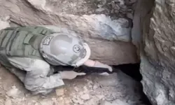 PKK'ya darbe! Halatla inilen mağarada ele geçirildi
