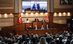 CHP, İBB Meclisi'nde Türk polisine kurşun sıkan teröristi andı! Cumhur İttifakı rezalete tepki gösterdi