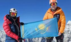 Everest'e tırmanan ilk Kazak Türkü kadın Anar Buraşeva!