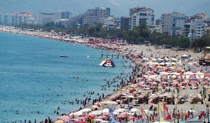 Türkiye'ye turistler akın akın geliyor! Antalya'da 2019'un rekoru kırıldı