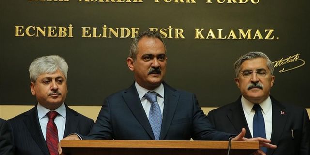 Bakan Özer: Türkiye Cumhuriyeti Devleti kutlu yürüyüşüne devam edecektir