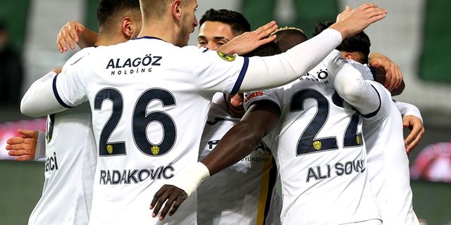 Ankaragücü’ne Konya’da tek gol yetti