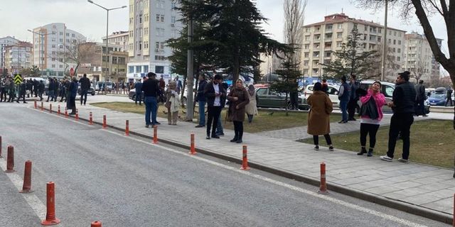 AFAD ve Kandilli peş peşe duyurdu! Kayseri'de 6 dakikada 3 deprem