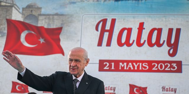MHP lideri Devlet Bahçeli: Anadolu'nun yiğidi Erdoğan'ı ABD'ye Avrupa'ya ezdirmeyiz...