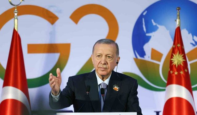 Cumhurbaşkanı Erdoğan: "5 üyenin iki dudağının arasına dünyayı sıkıştırmayalım"