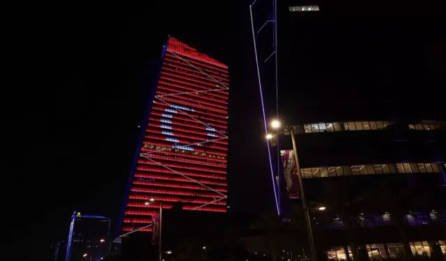 Katar'ın sembolik binalarına Türk bayrağı yansıtılacak