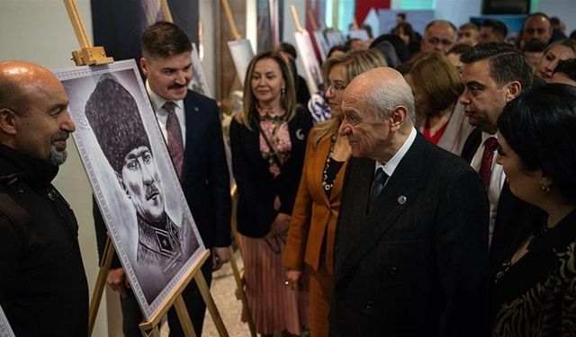 MHP Genel Başkanı Bahçeli "Yeni Yüzyılın Kara Kalem Sergisi"ni açtı