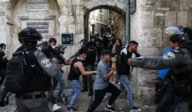 Kudüs'te her cuma aynı zulüm