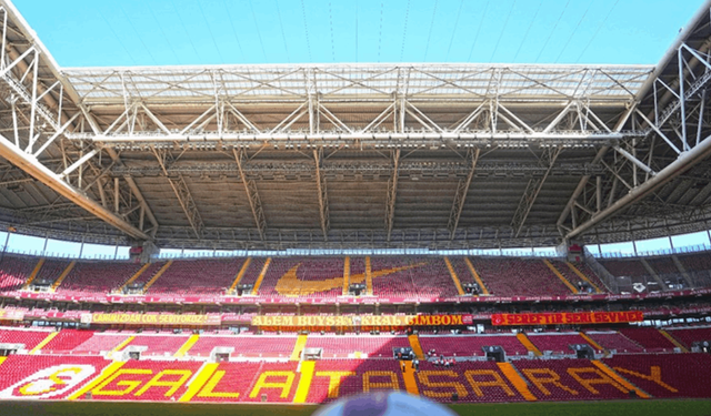 Galatasaray dahil 2 maçın günü ve saati değişti
