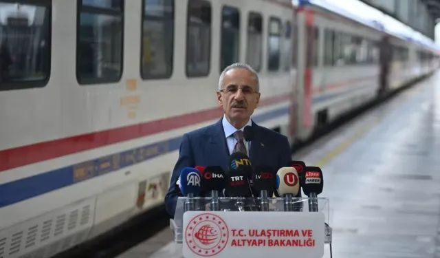 Ankara-Sivas YHT hattına hizmet verecek iki gar binası açıldı