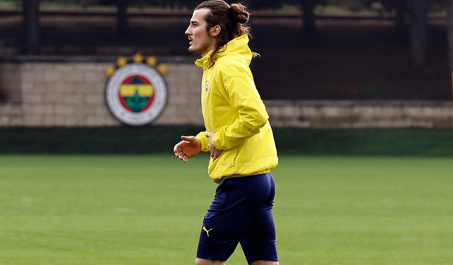 Fenerbahçe'de 3 futbolcu dönüyor