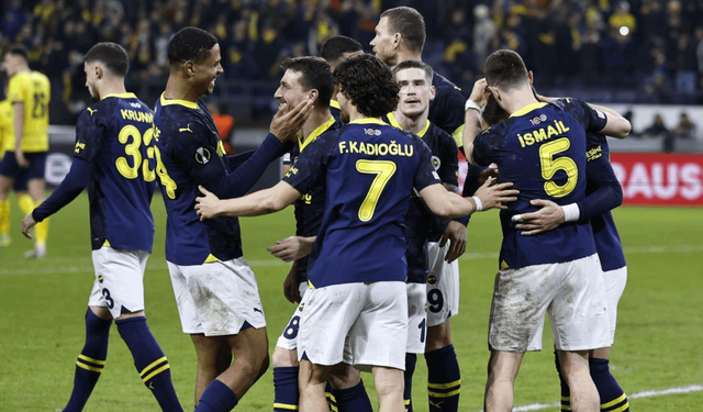 Fenerbahçe çeyrek final için sahaya çıkıyor