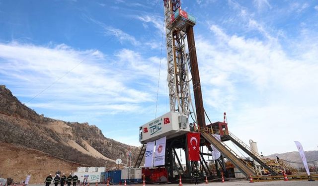 Gabar'da günlük petrol üretimi 37 bin varili aştı