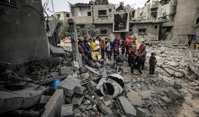 İsrail’den katliam: Üç ayrı noktaya saldırı düzenledi