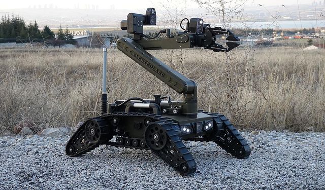 Türk gözetleme ve bomba imha robotları ABD'de tanıtıldı