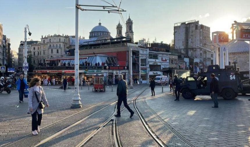 İstiklal Caddesi'ndeki bombacı teröristin yeni görüntüleri ortaya çıktı